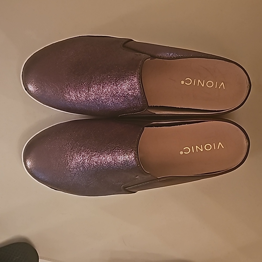 Vionic shoes